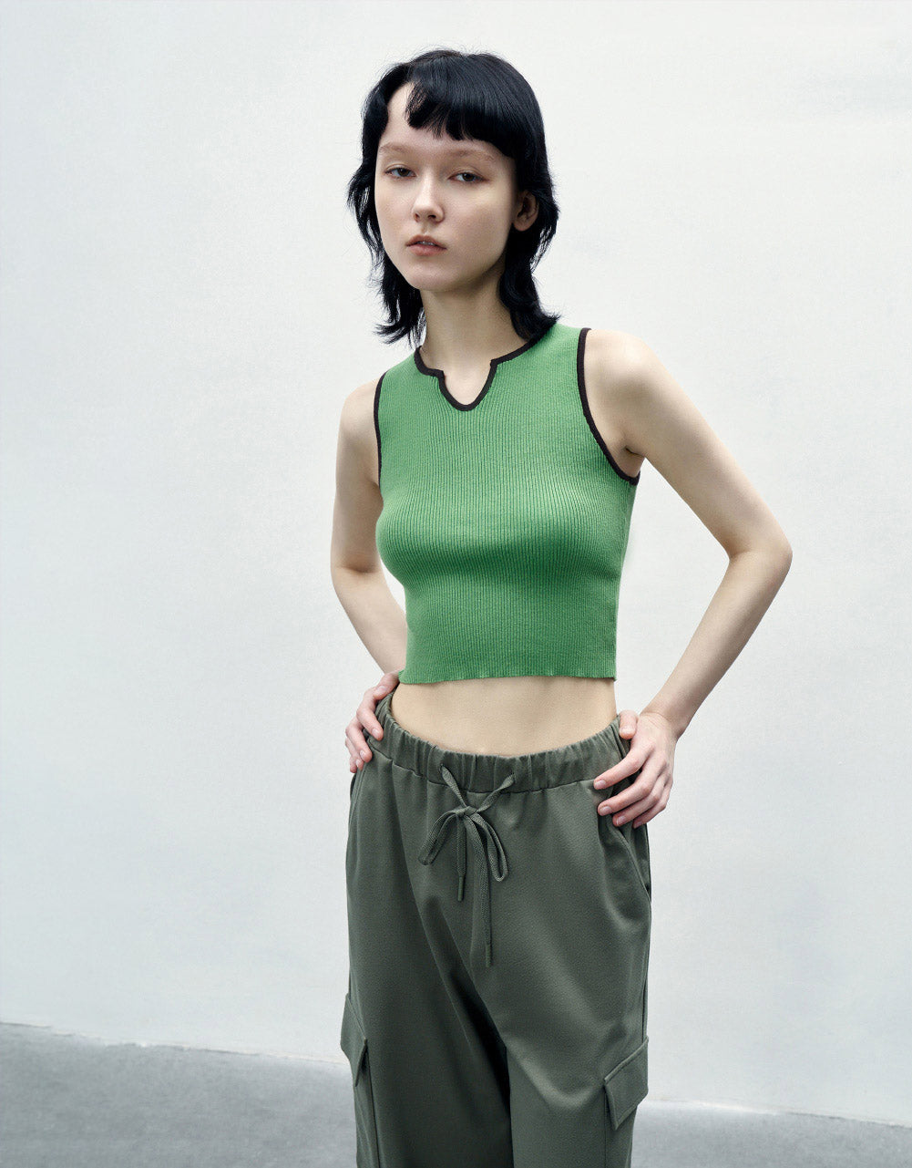 Sleeveless V-Neck Knitted Top