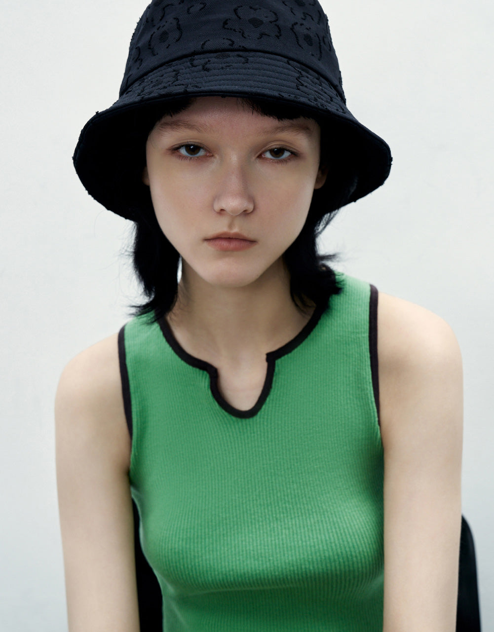 Sleeveless V-Neck Knitted Top