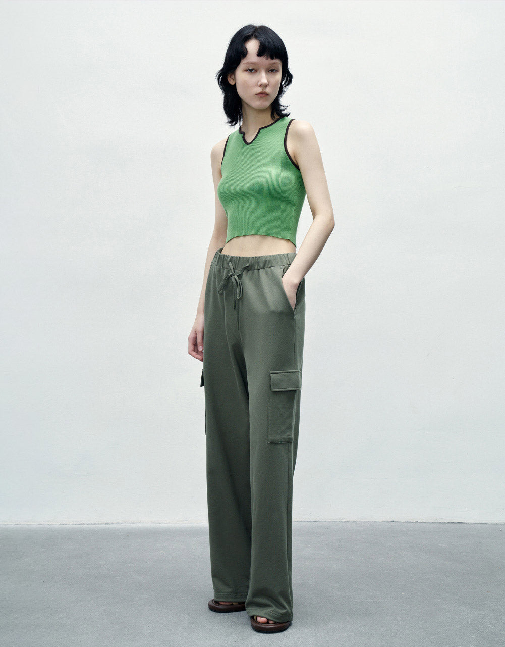 Sleeveless V-Neck Knitted Top