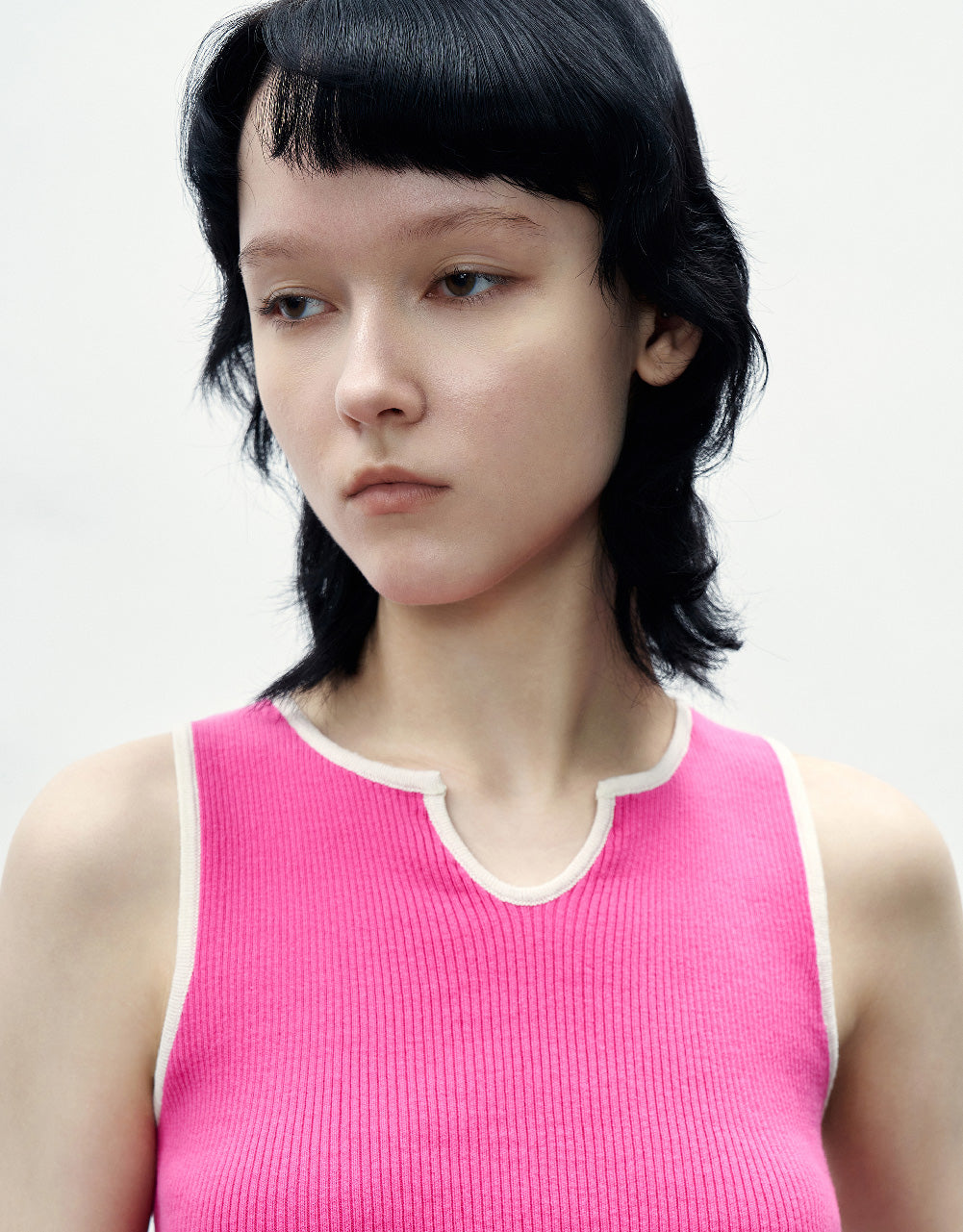 Sleeveless V-Neck Knitted Top