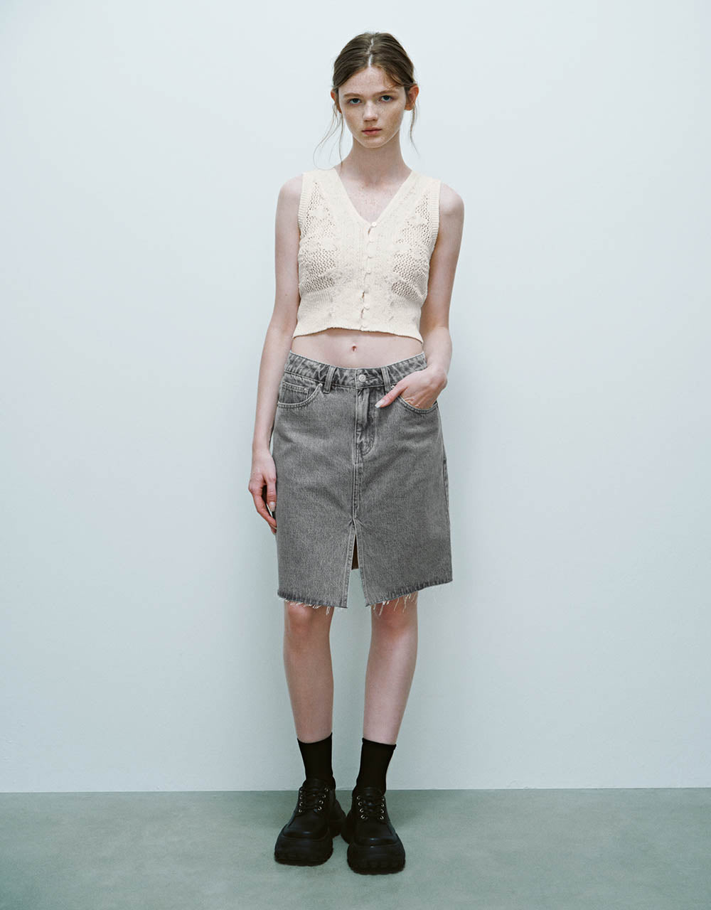 Crochet V-Neck Skinny Knitted Vest