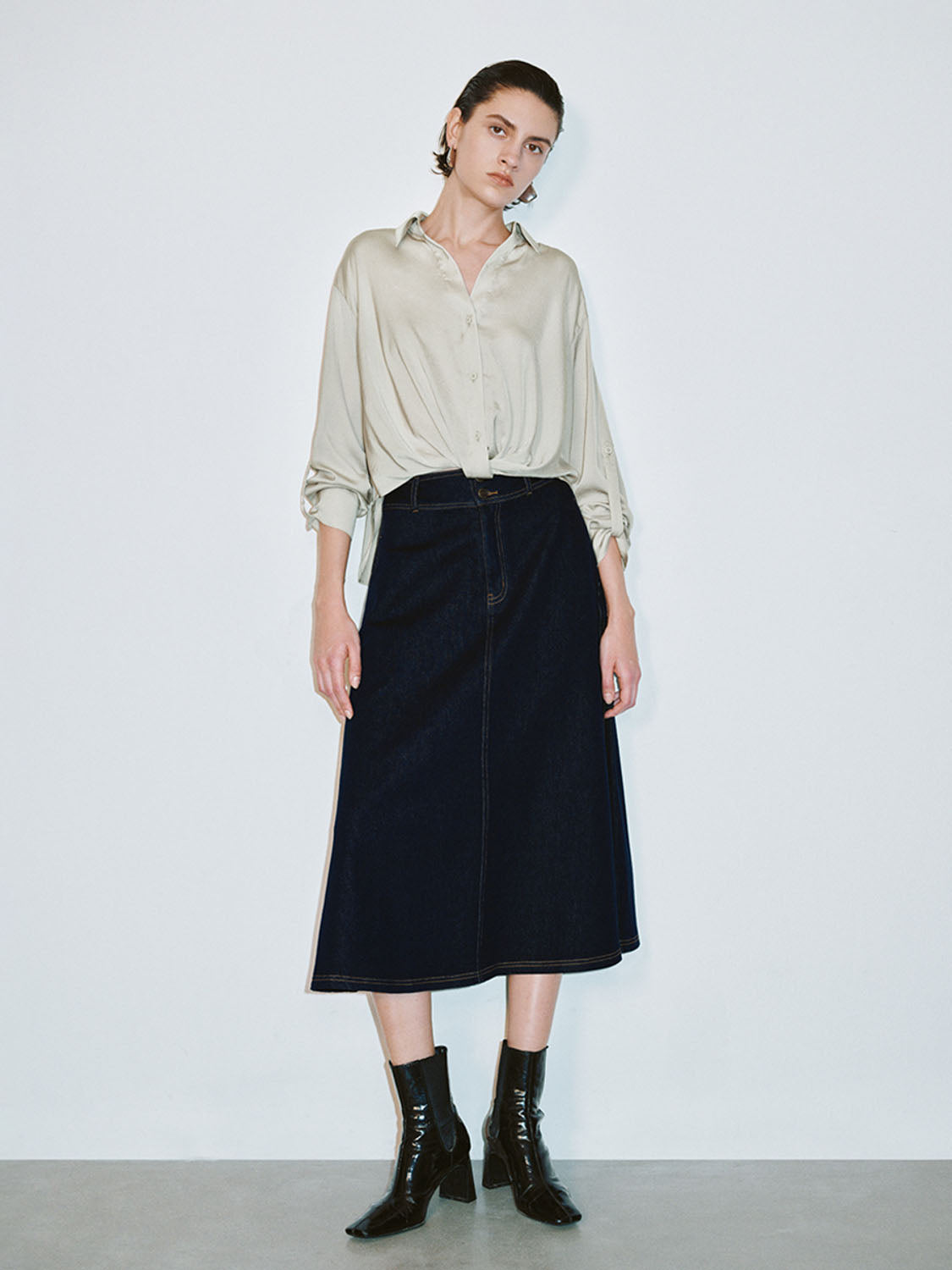 Twisted Overhead Shirt