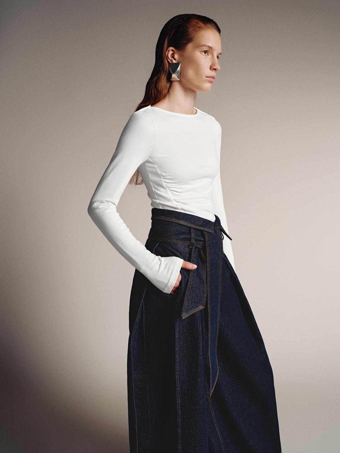 Ruched Long Flare Sleeve T-Shirts