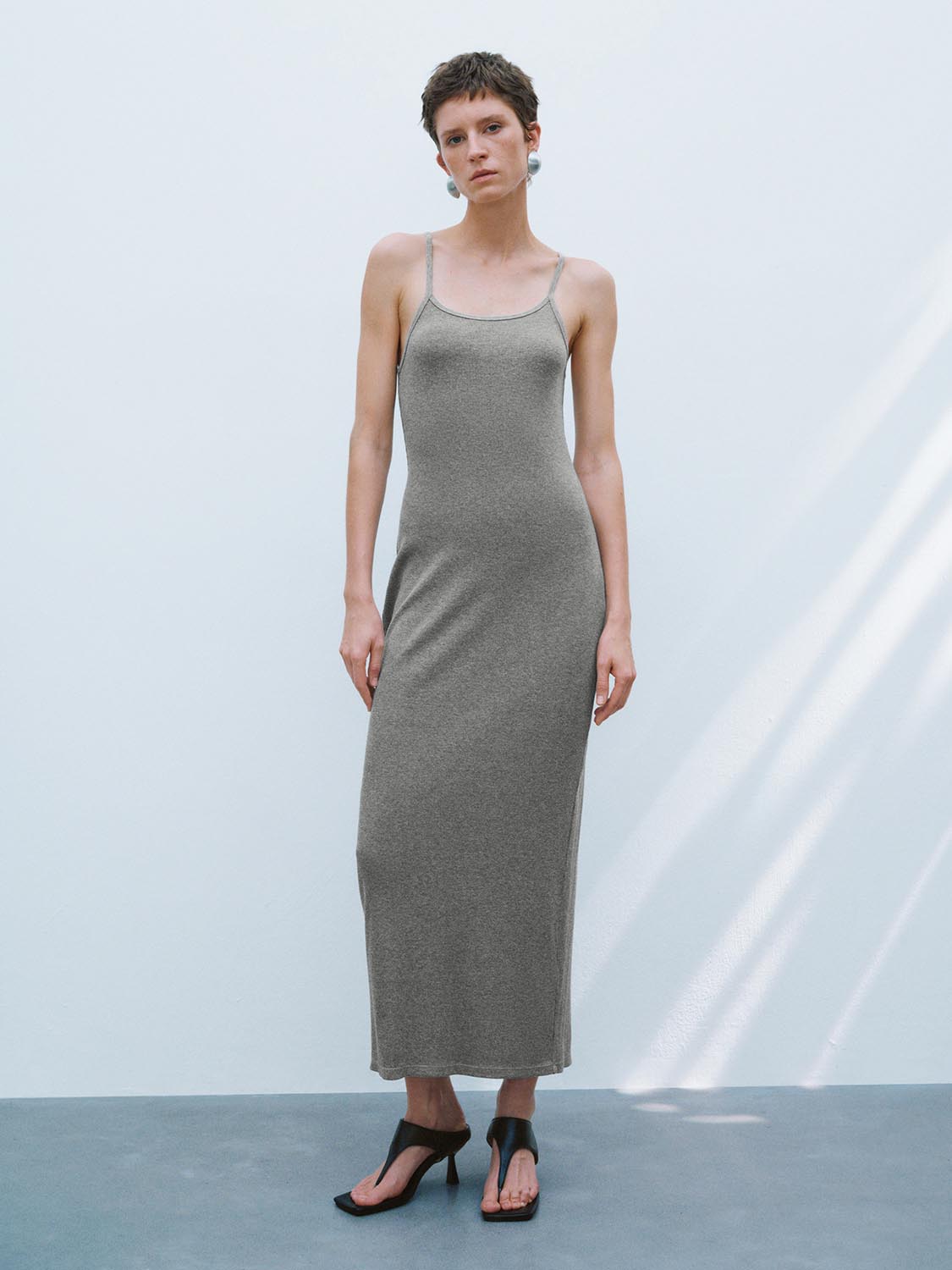 Sleeveless Skinny-Fit Dresses