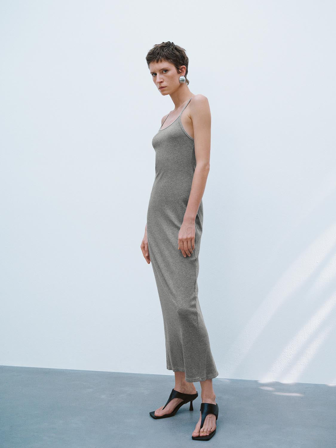 Sleeveless Skinny-Fit Dresses