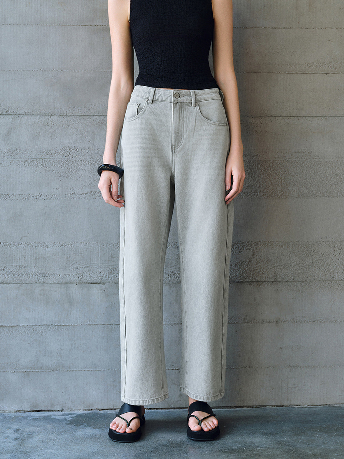 Straight Jeans