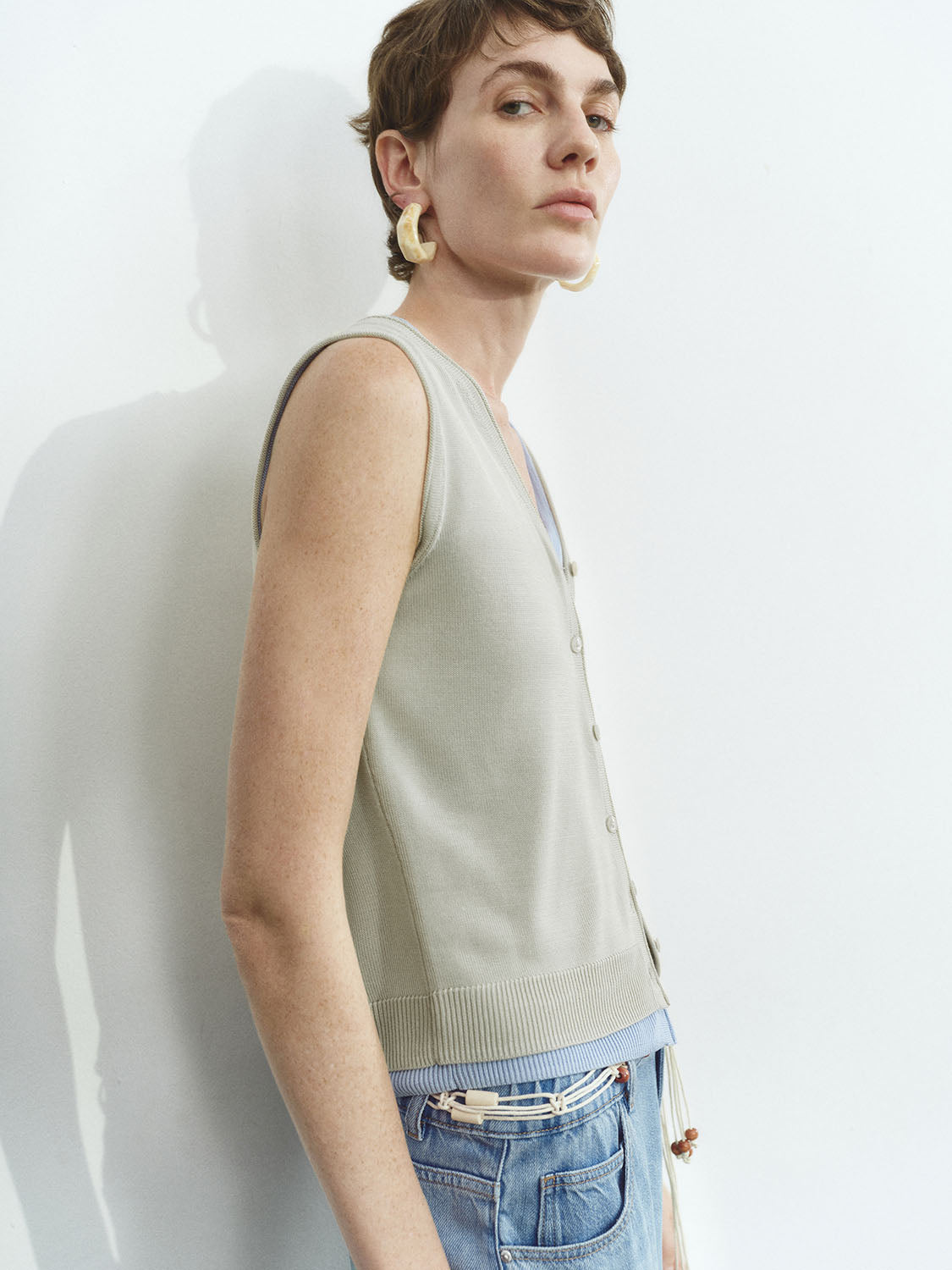 Sleeveless Knitted Cardigans