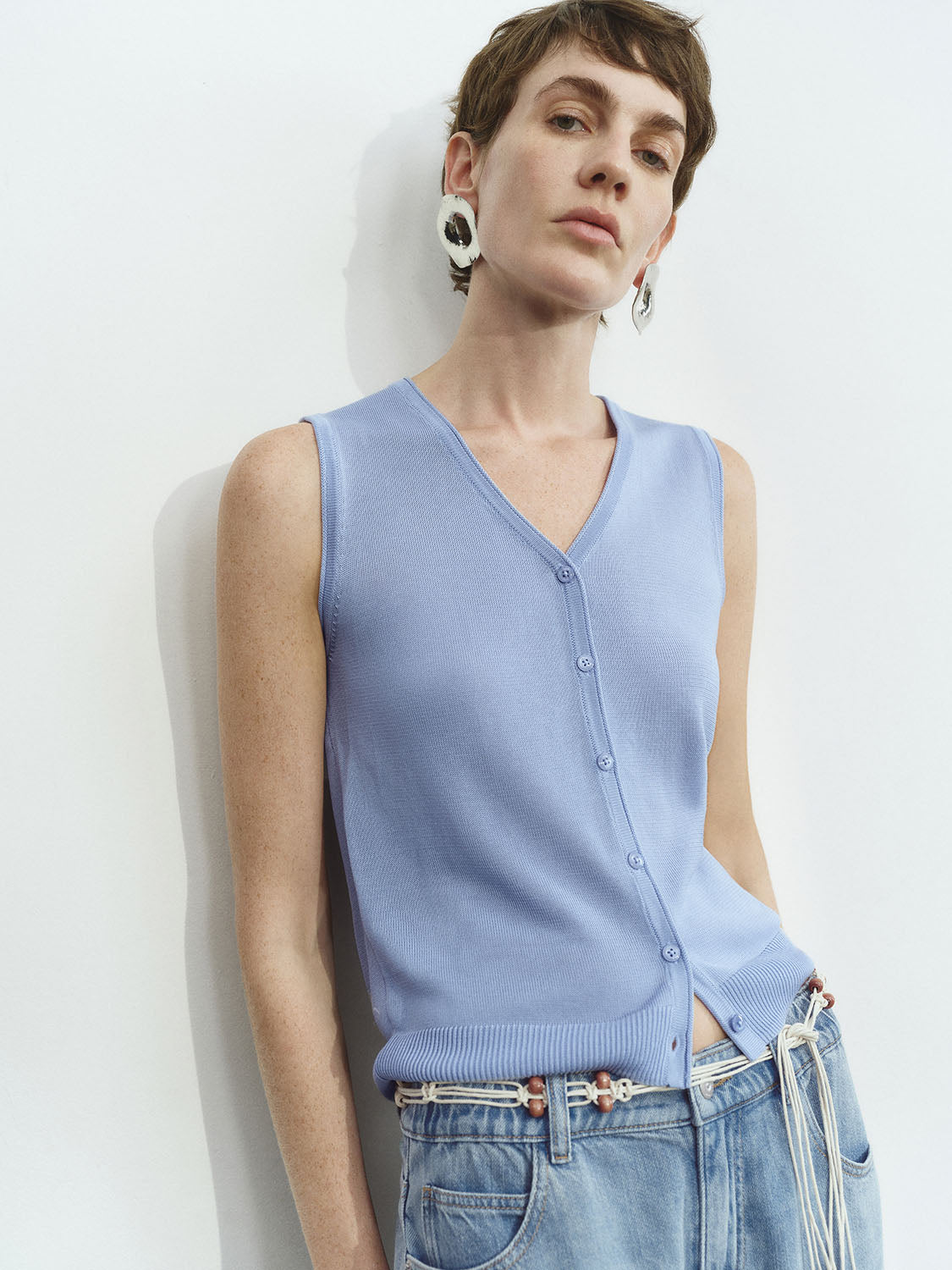Sleeveless Knitted Cardigans