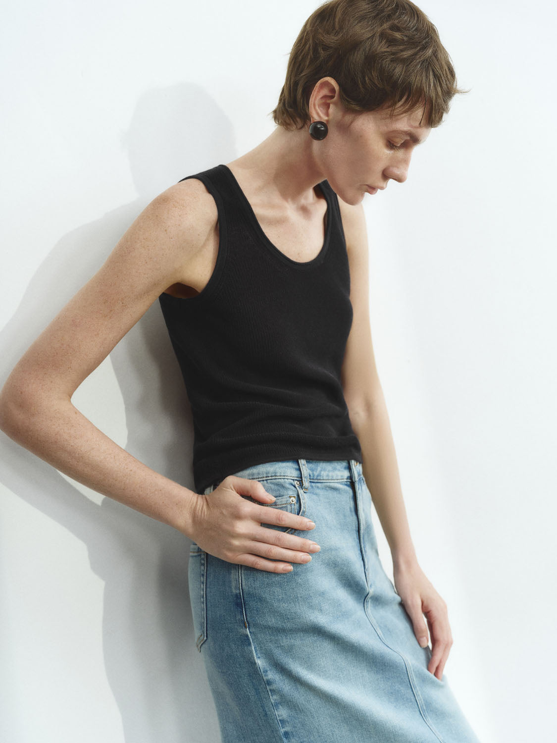 Knitted Sleeveless T-Shirts