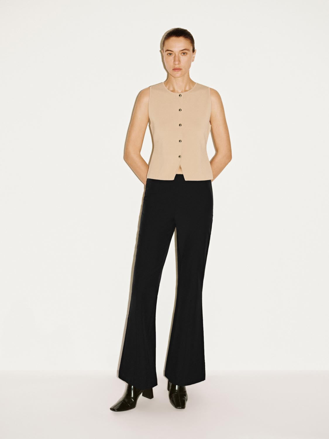 Sleeveless Knitted Cardigans