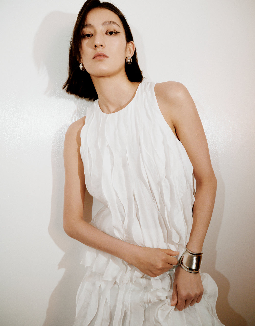 Sleeveless Crew Neck Blouse