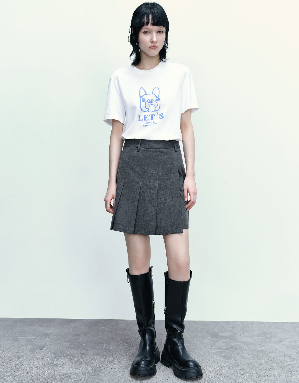 Graphic Crew Neck T-Shirt