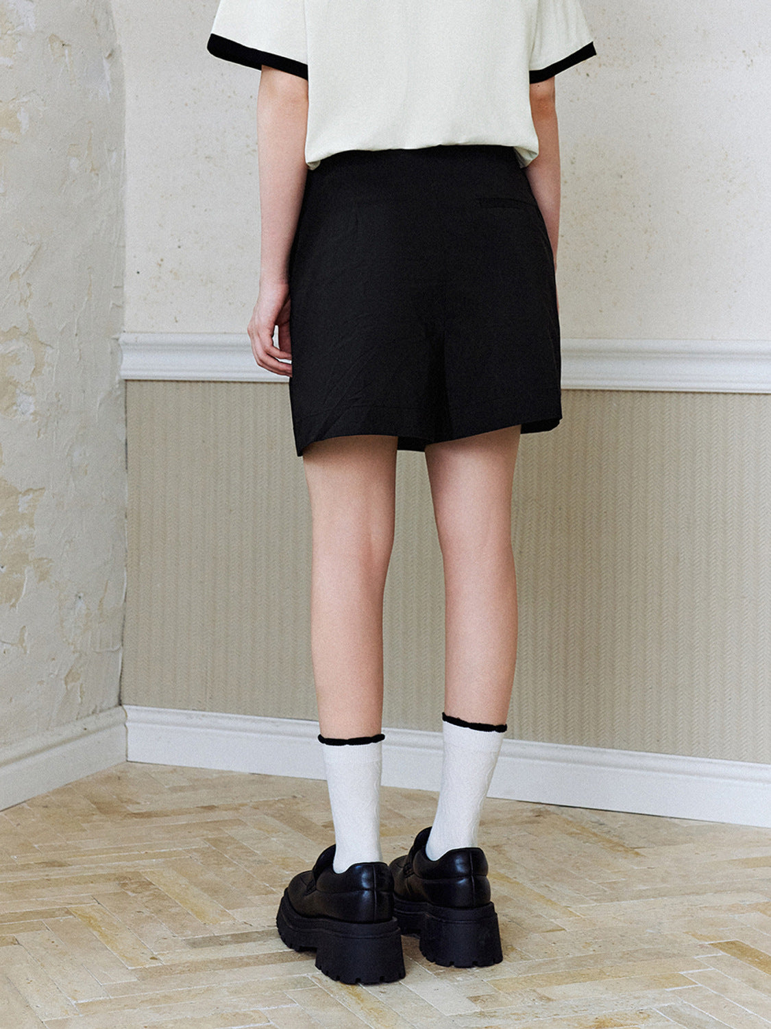 Pleated Short