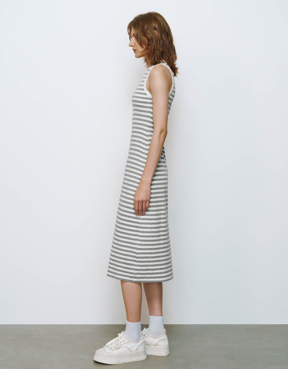 Striped Sleeveless Crew Neck Straight Dress