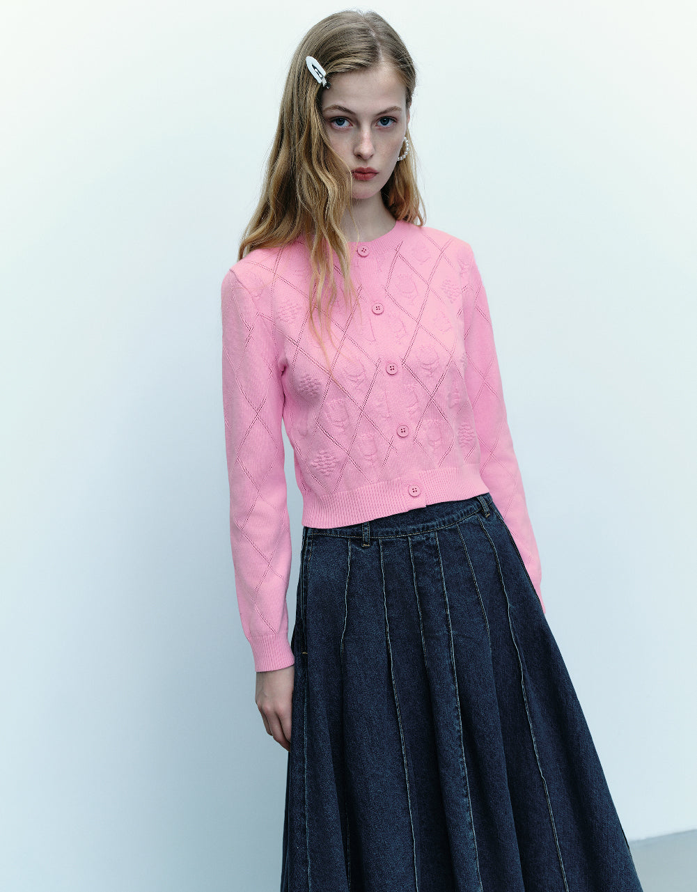 Embossed Crew Neck Knitted Cardigan