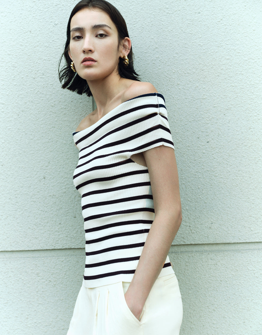 Striped Sleeveless Knitted Top