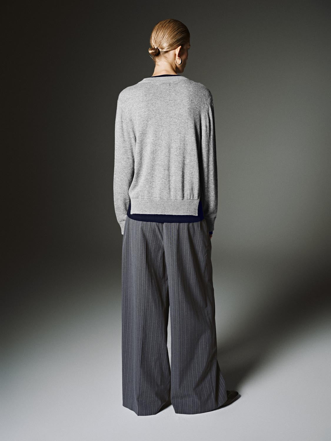 V-Neck Long Sleeve Knitted T-Shirts