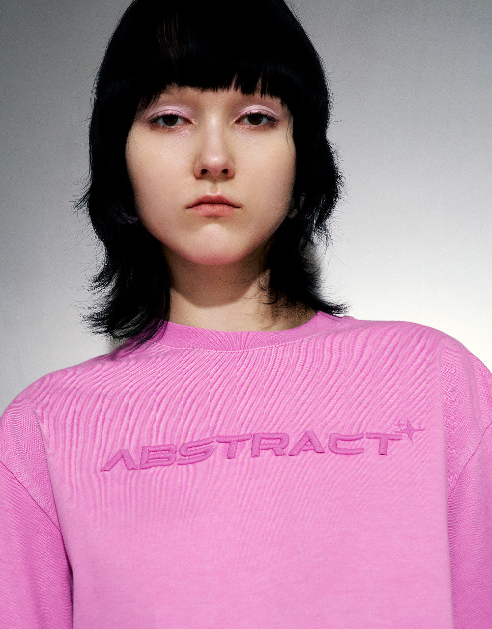 Abstract Embossed Crew Neck Loose T-Shirt