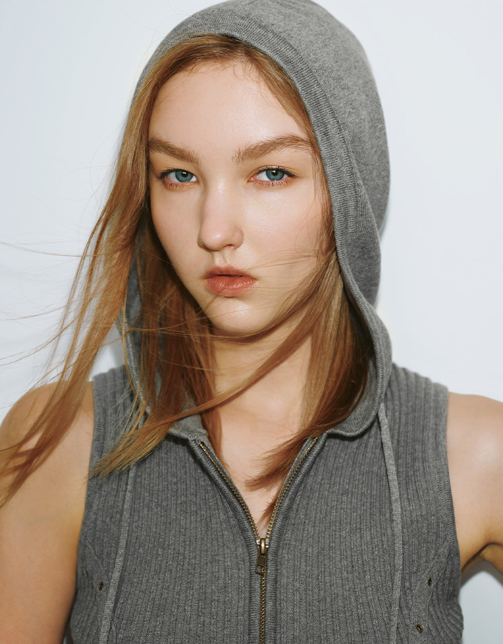 Hooded Zipper Front Skinny Knitted Vest
