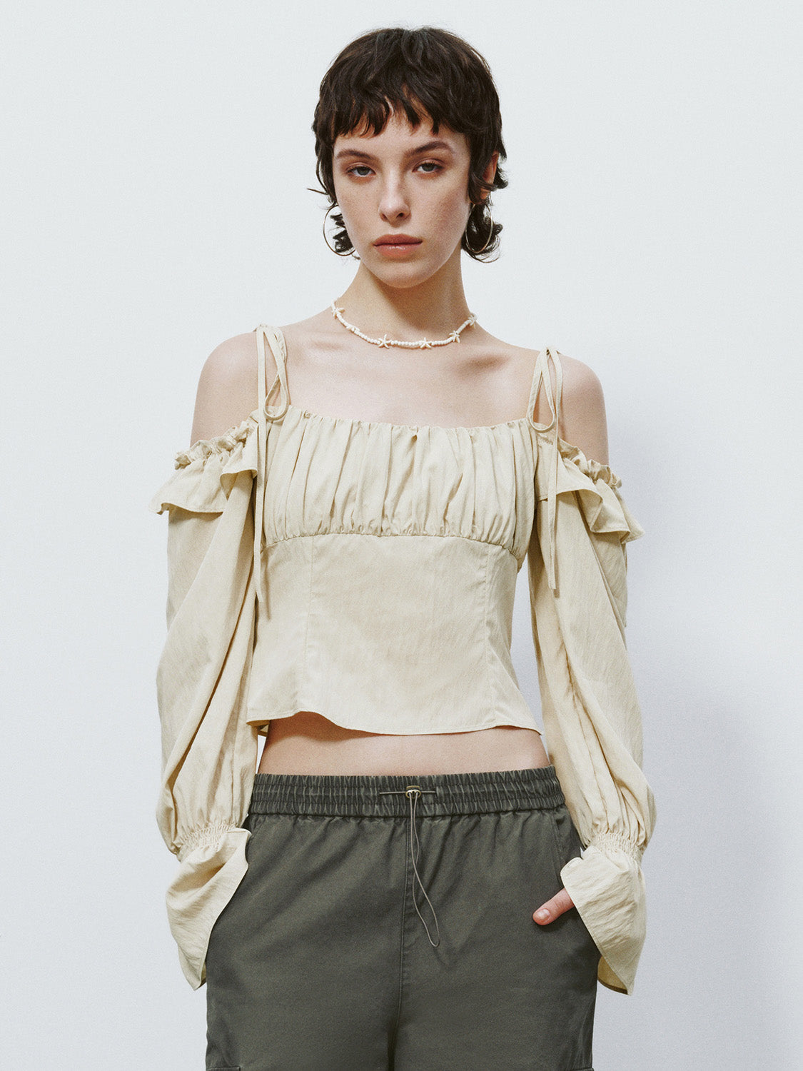 Off-Shoulder Straight Overhead Shirt