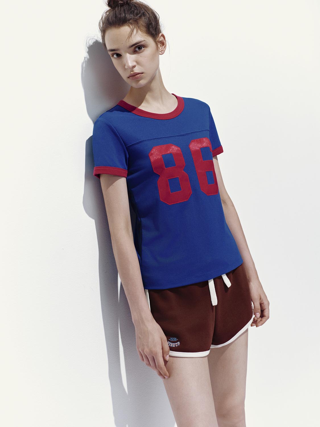 Contrast-Color Print T-Shirts