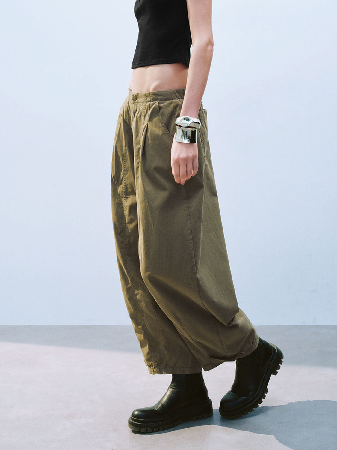Oversized Carrot Fit Pants