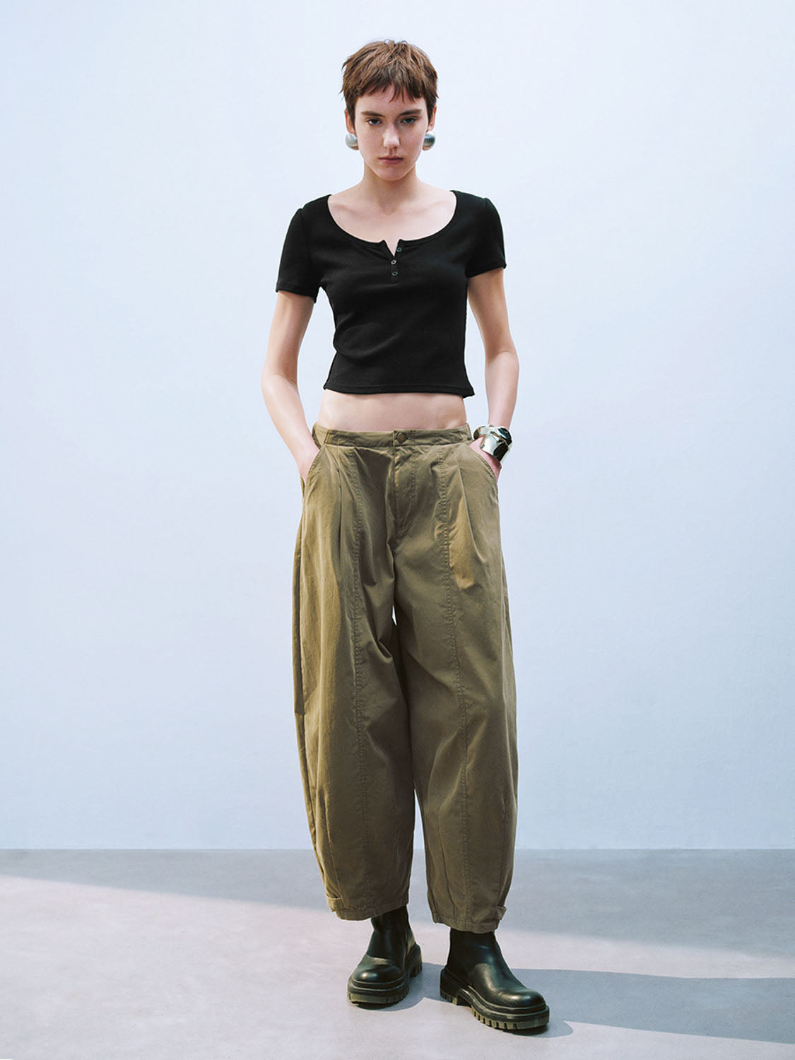 Oversized Carrot Fit Pants