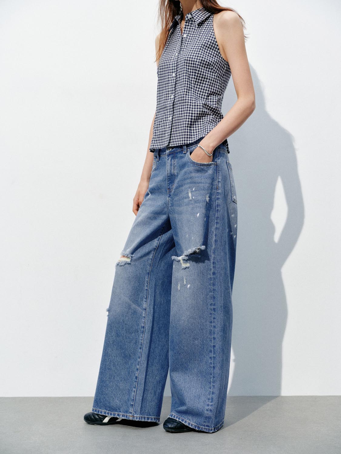 Ripped Wide-Leg Jeans