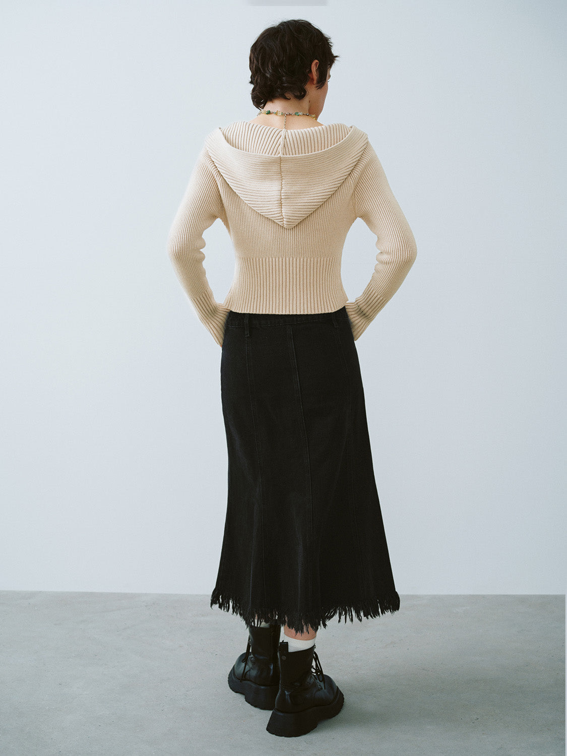 Zipper Front Off-Shoulder Skinny Knitted Cardigan