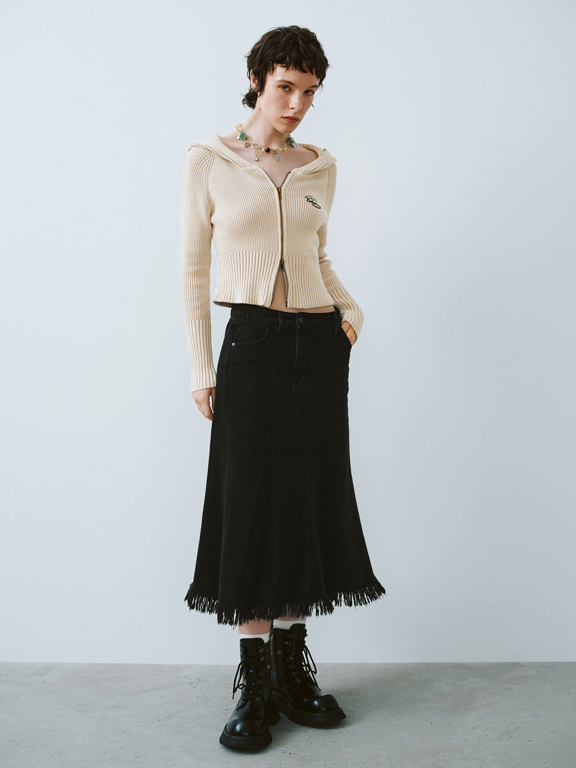 Zipper Front Off-Shoulder Skinny Knitted Cardigan