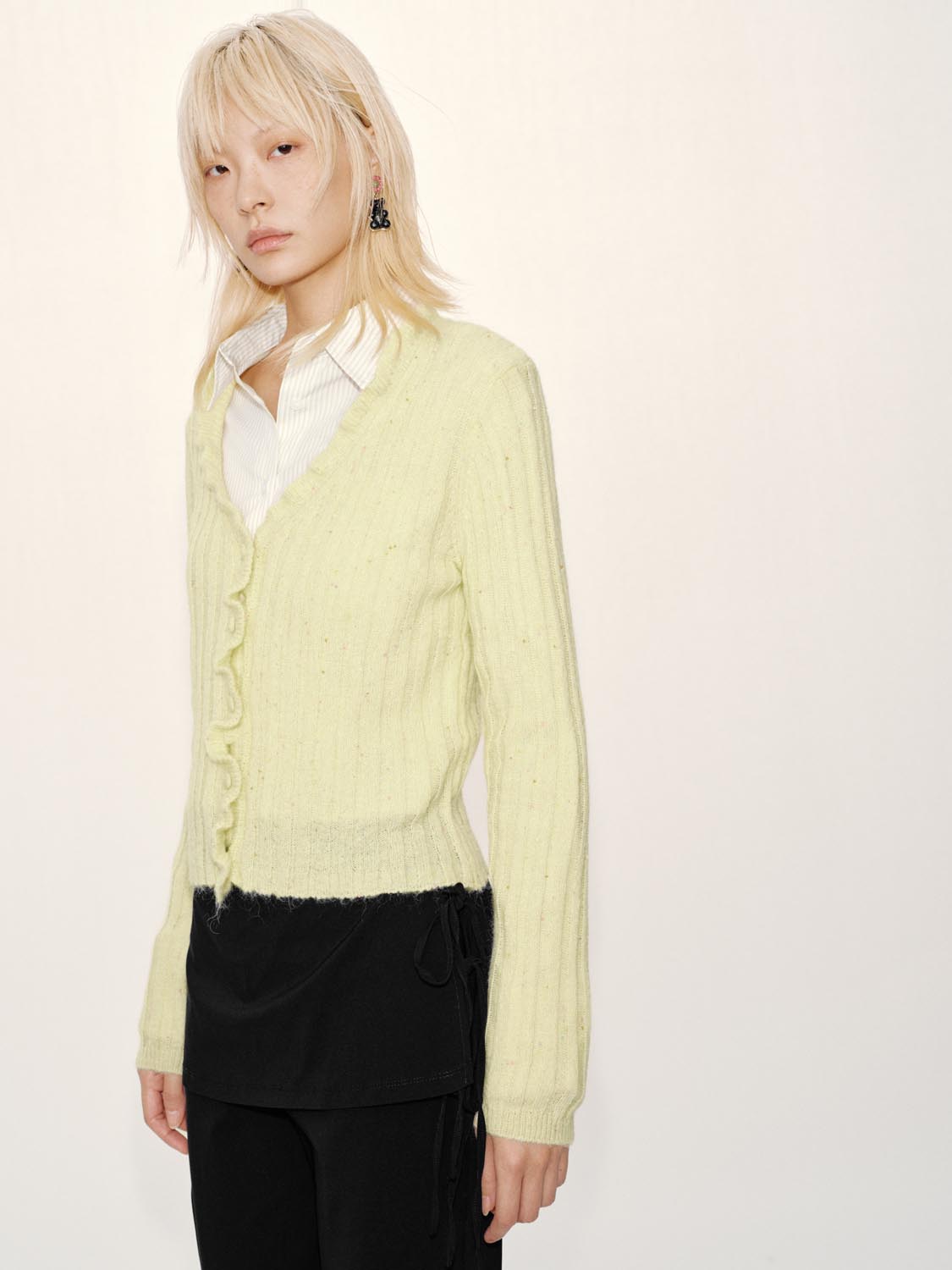 Ruffle Hem V-Neck Knitted Cardigans