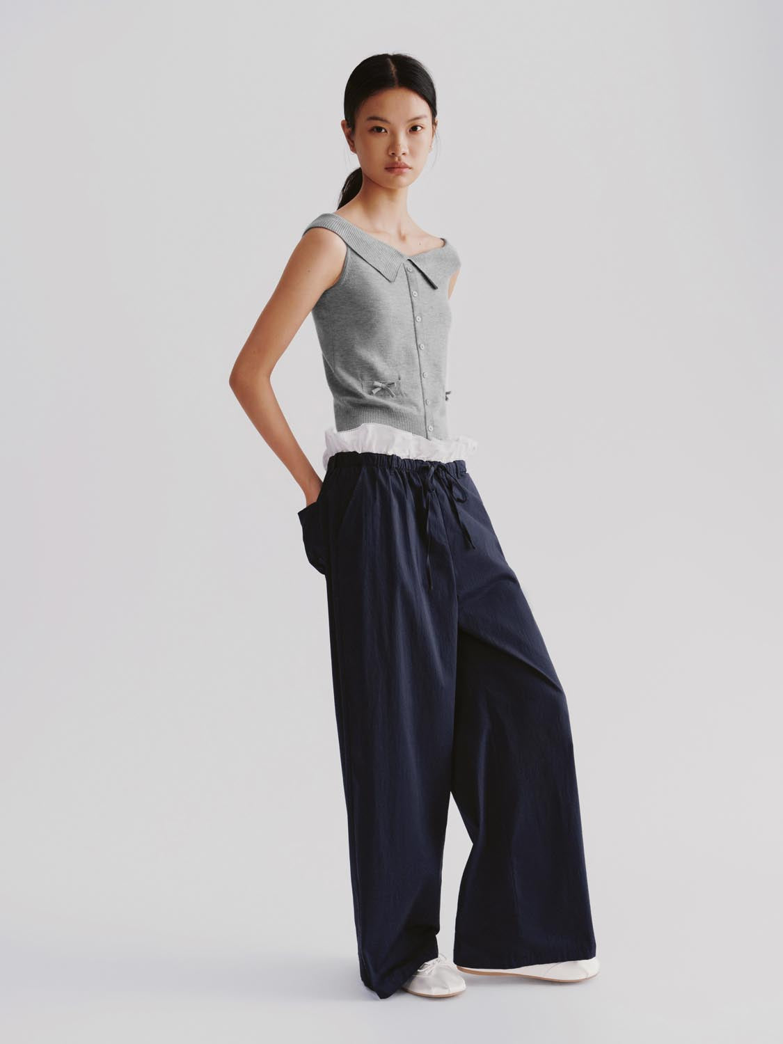 Ruffle Hem Drawstring Pull On Wide Leg Pants – URBAN REVIVO Thailand