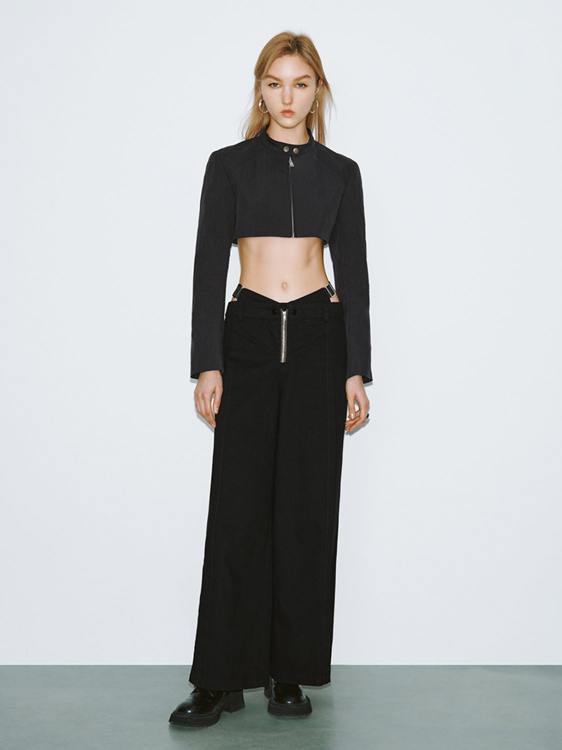 Cropped Straight Jacket