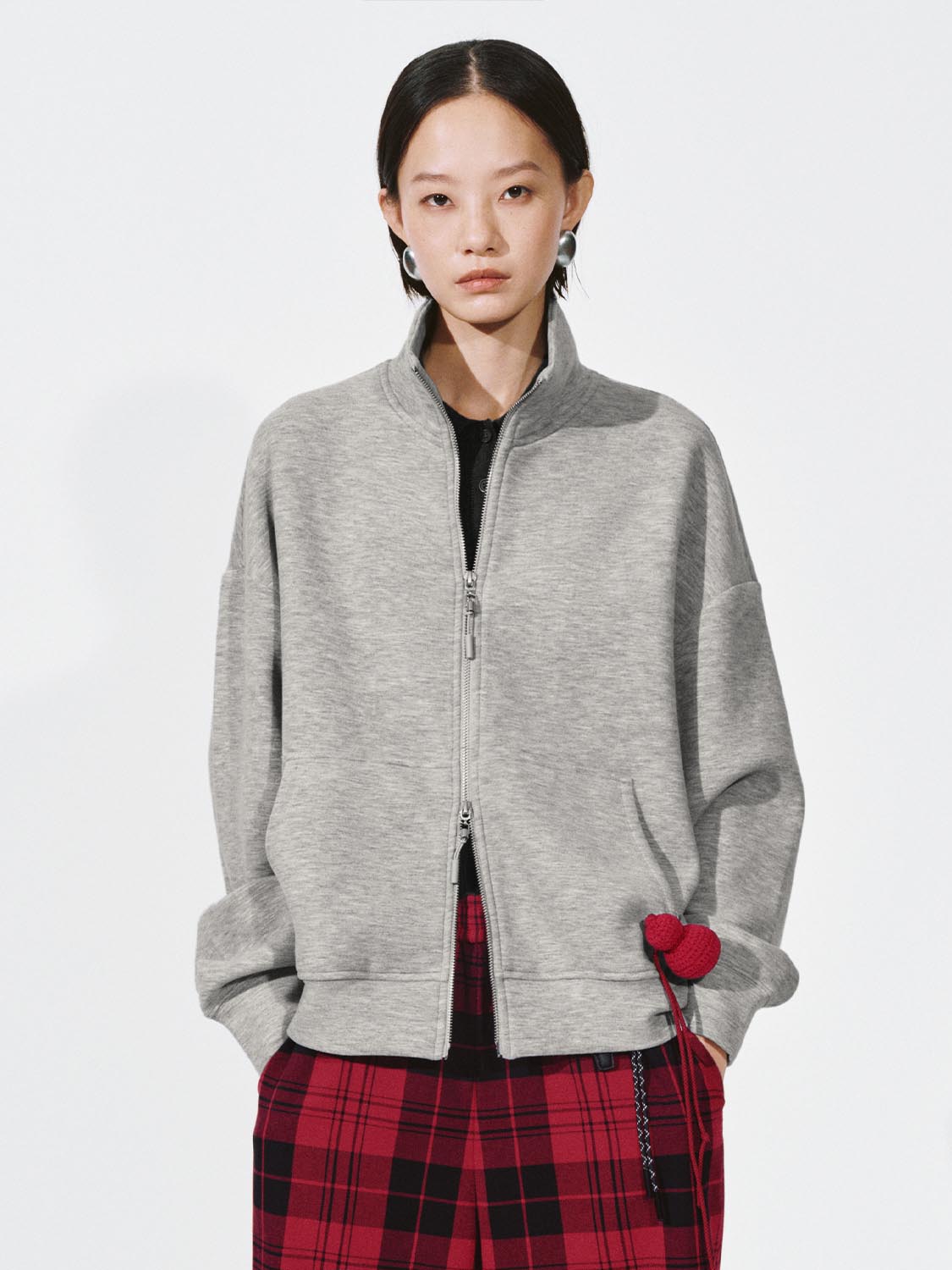 Mock Neck Seamed Jackets – URBAN REVIVO Thailand