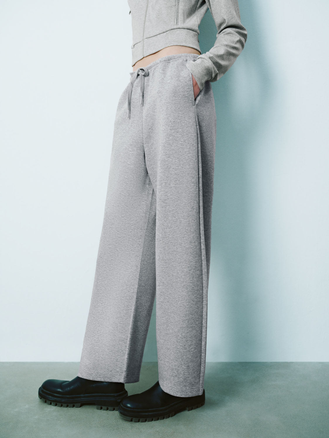 Loose Wide-Leg Pants