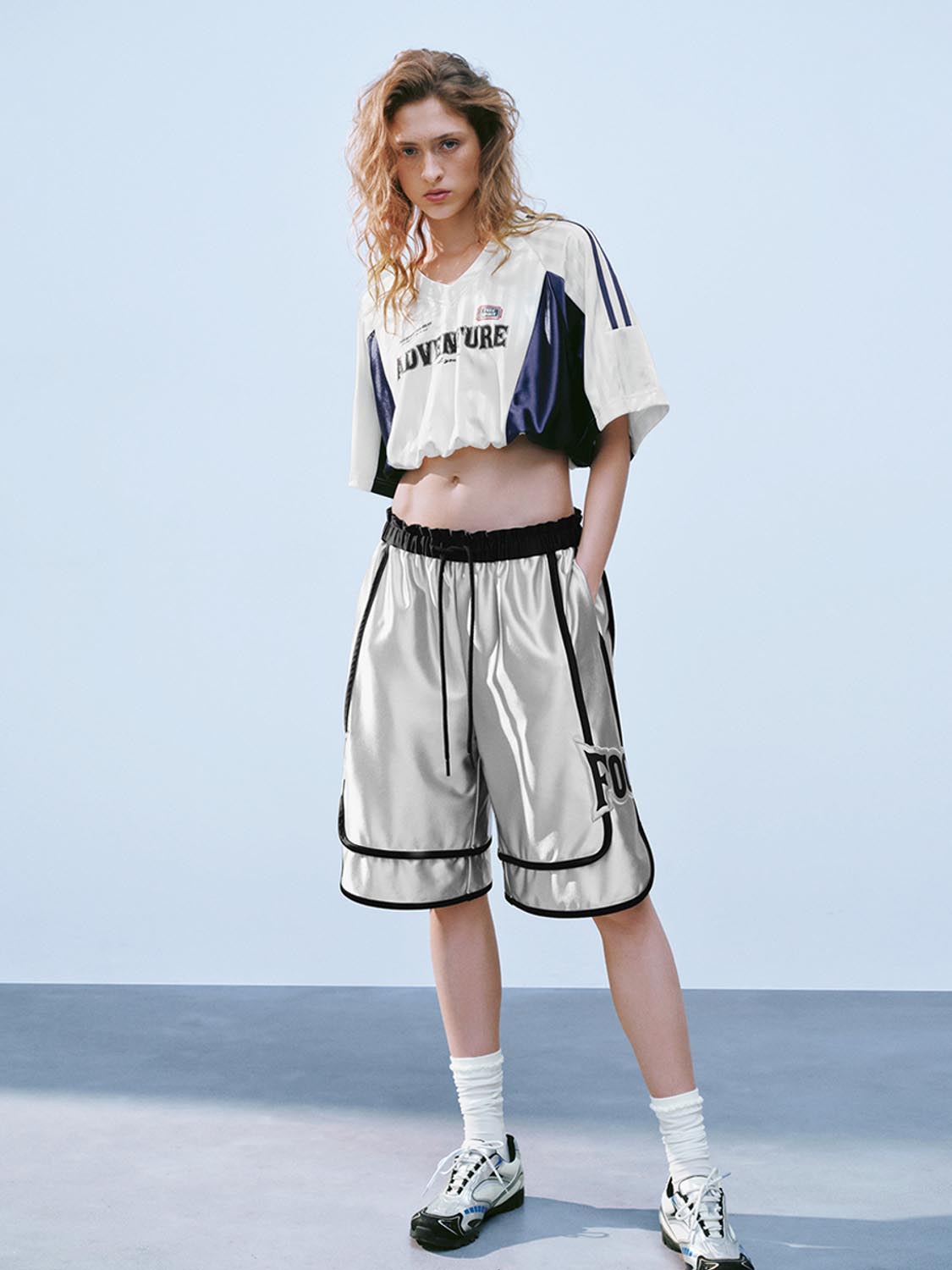 Knee Length Wide-Leg Pants