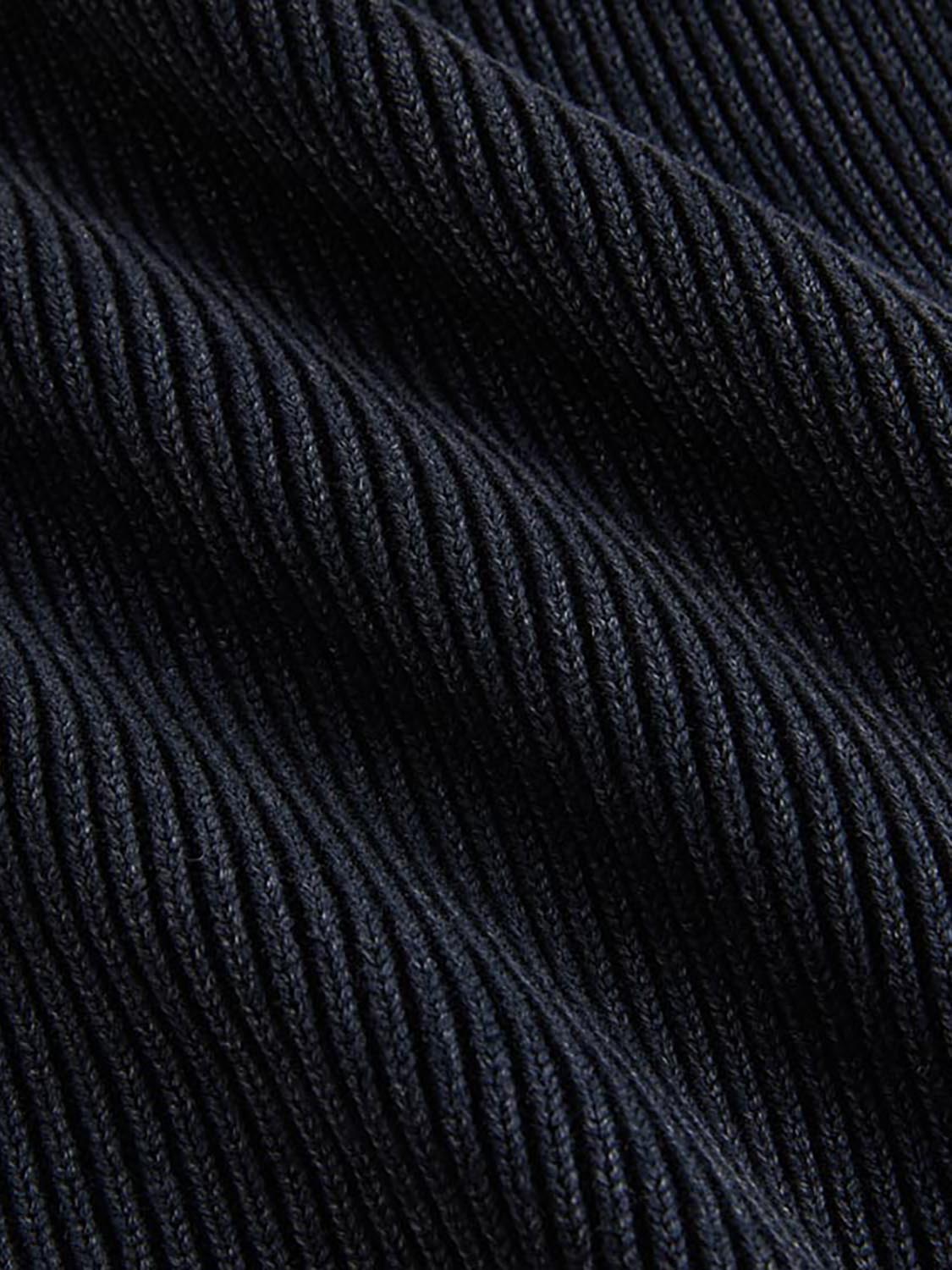 Knitted Off-the-Shoulder T-Shirts