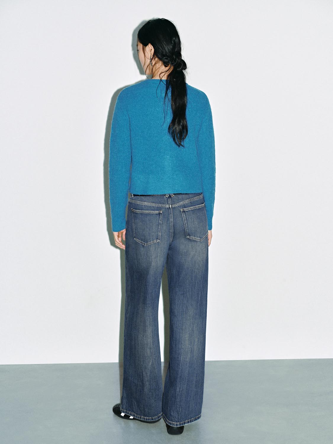 Crew Neck Knitted Cardigans