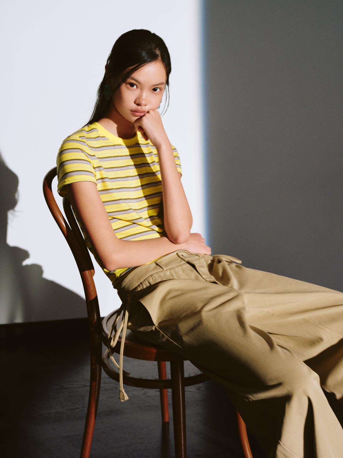 เสื้อยืดลายขวาง คอกลม