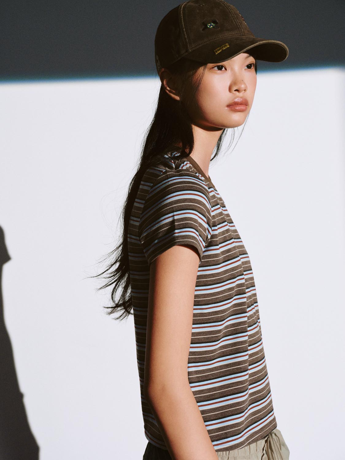 เสื้อยืดลายขวาง คอกลม