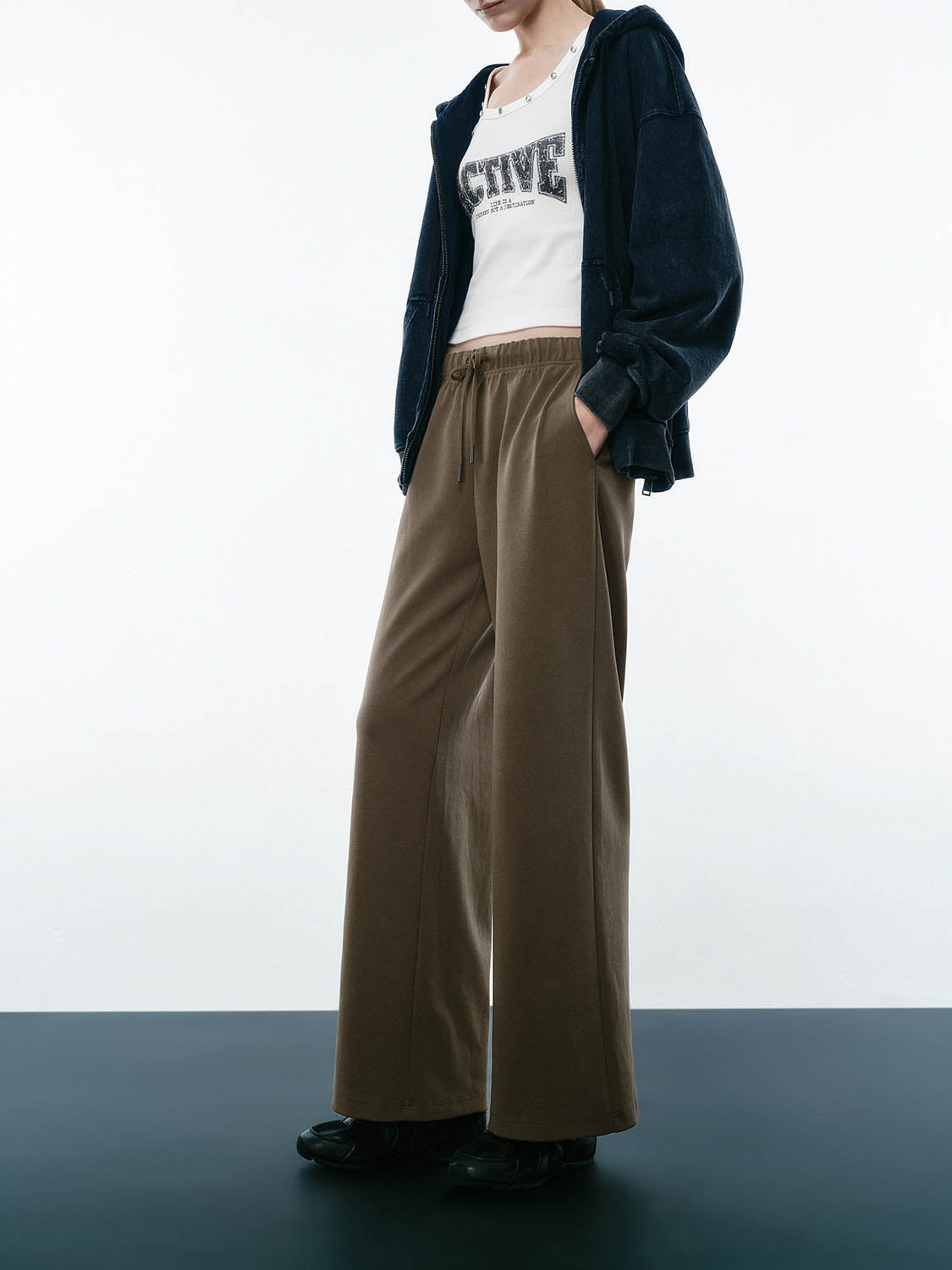 Wide-Leg Pants