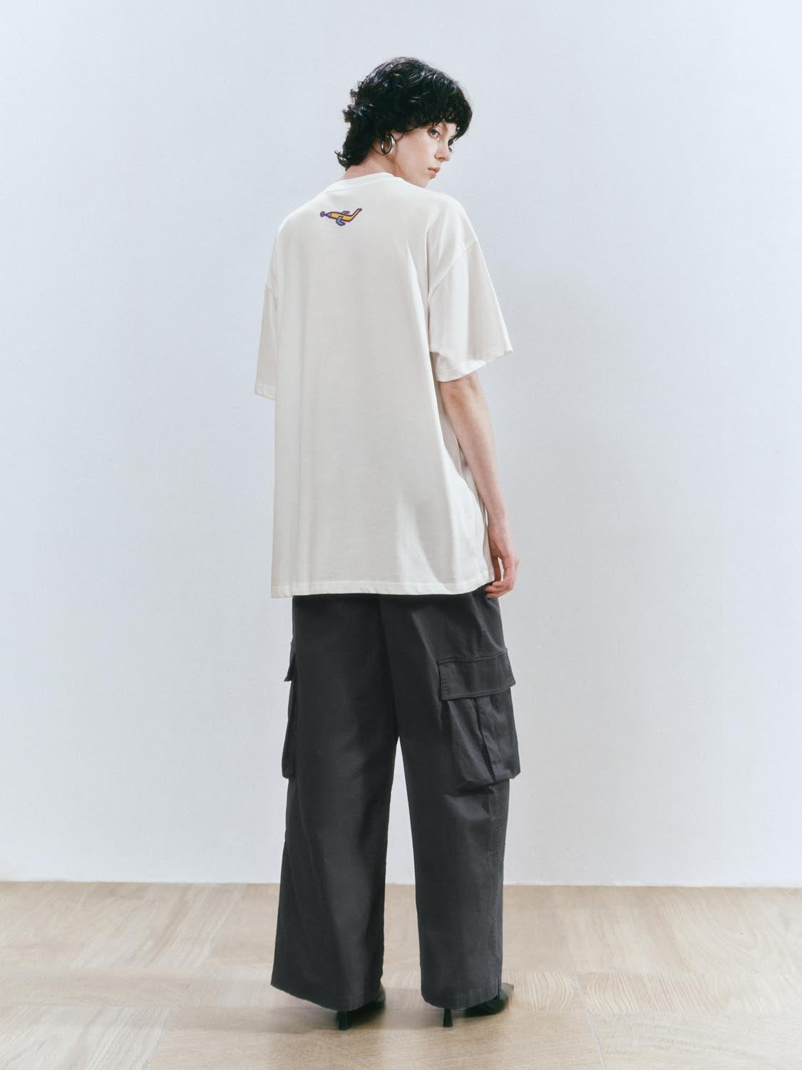 Wide-Leg Cargo Pants