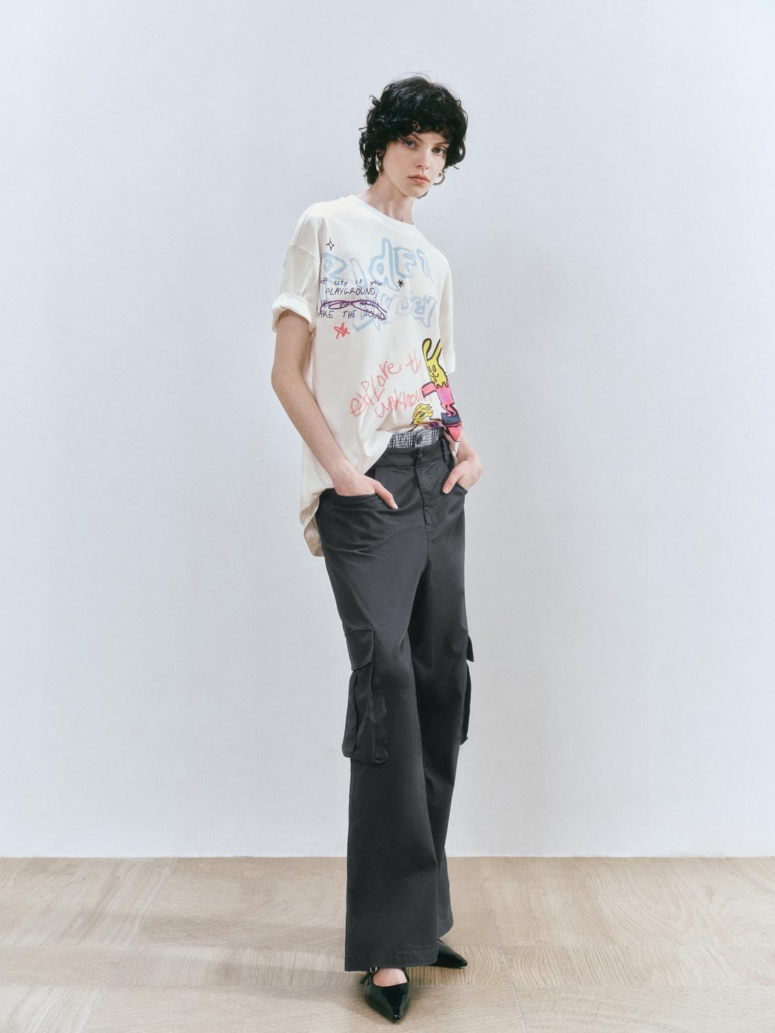 Wide-Leg Cargo Pants