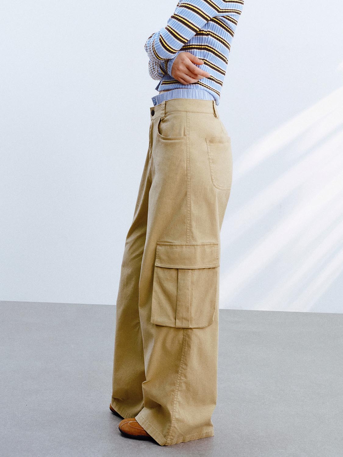 Wide-Leg Cargo Pants
