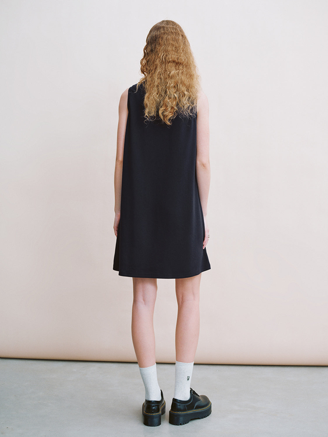 Sleeveless Lapel Straight Dress