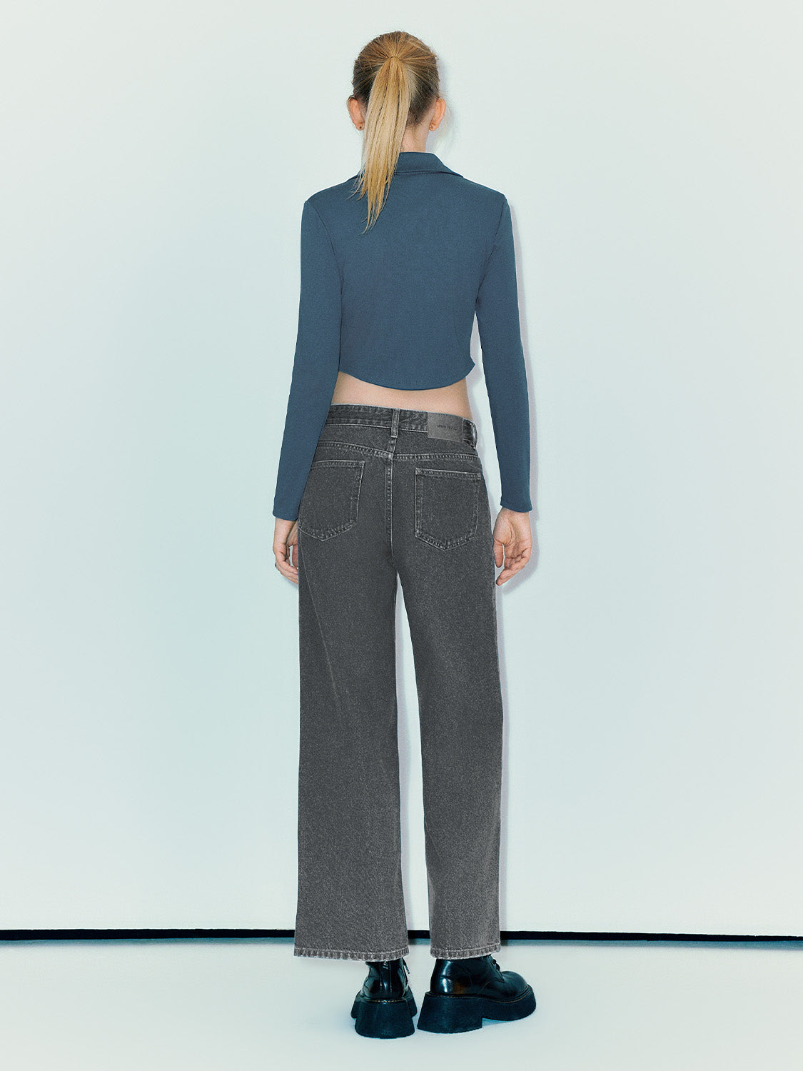 Wide-Leg Jeans