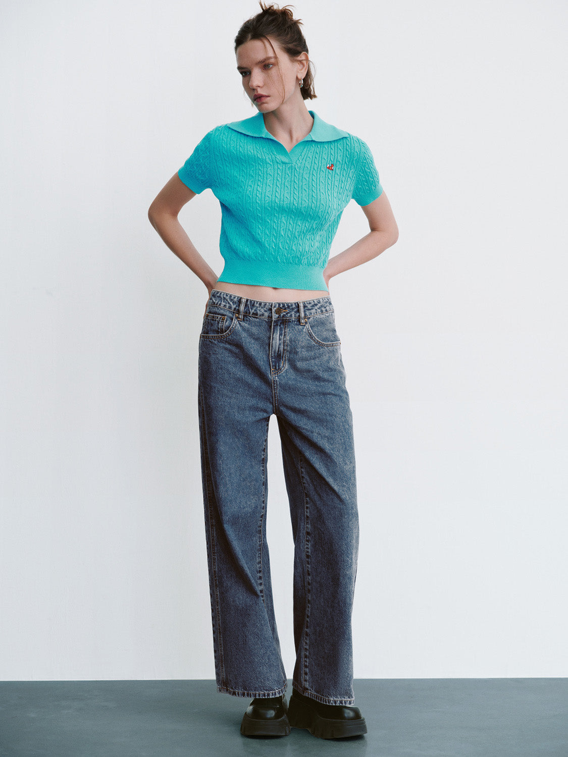 Wide-Leg Jeans
