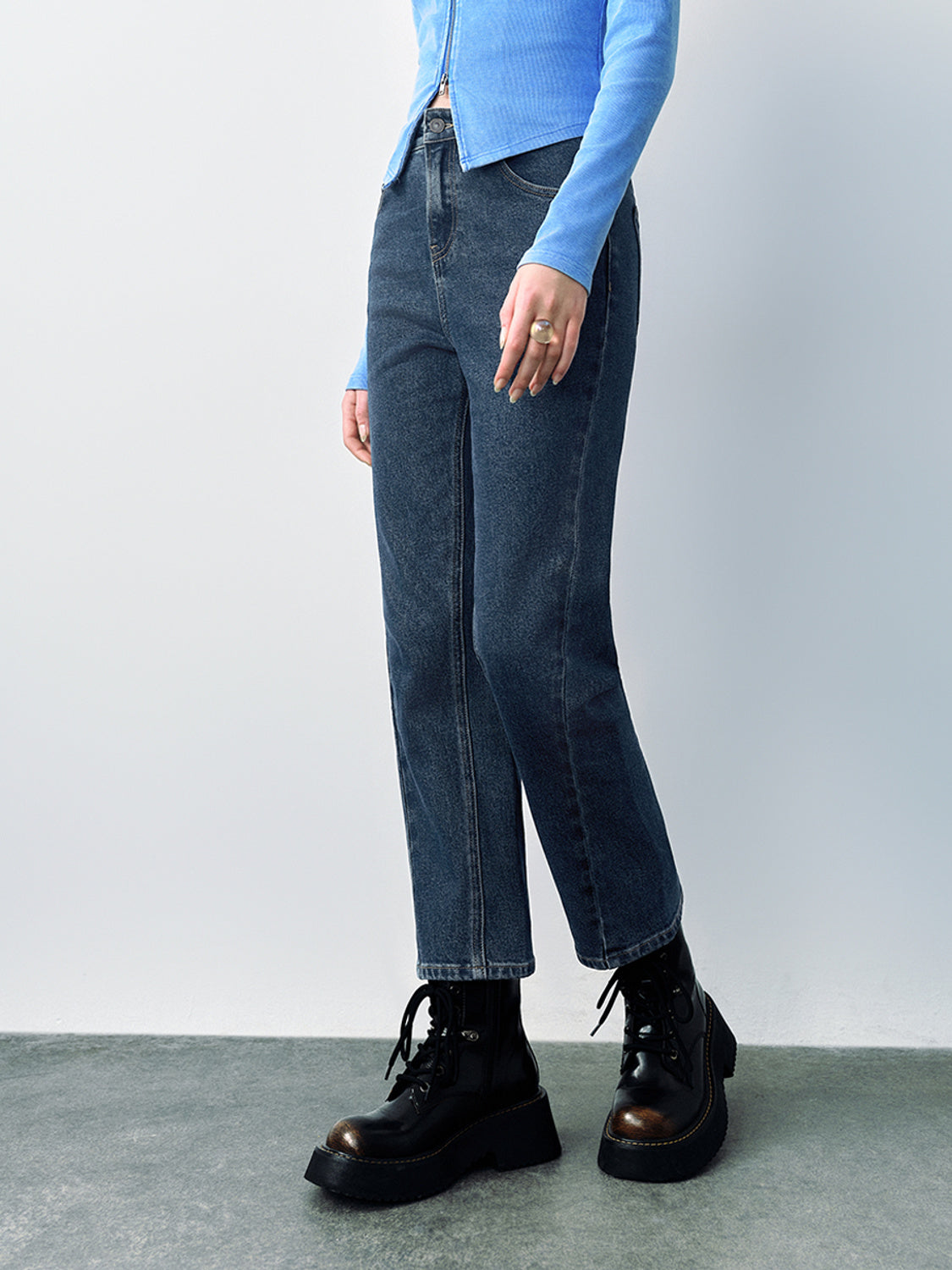 Straight Jeans