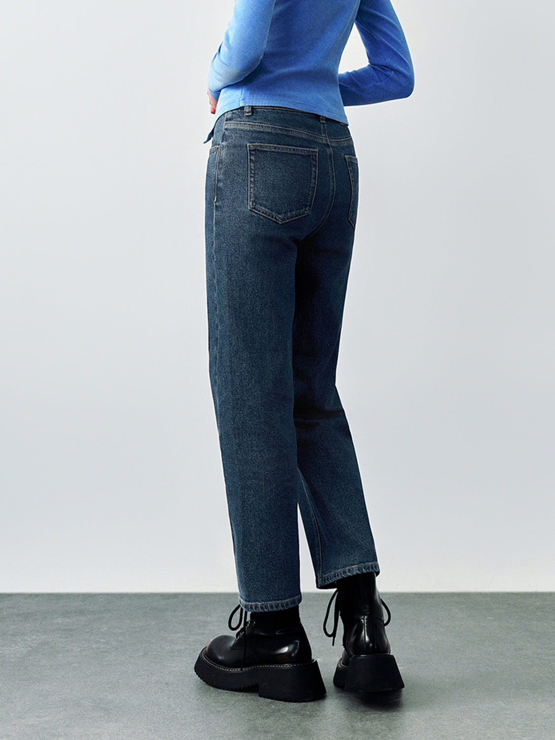 Straight Jeans