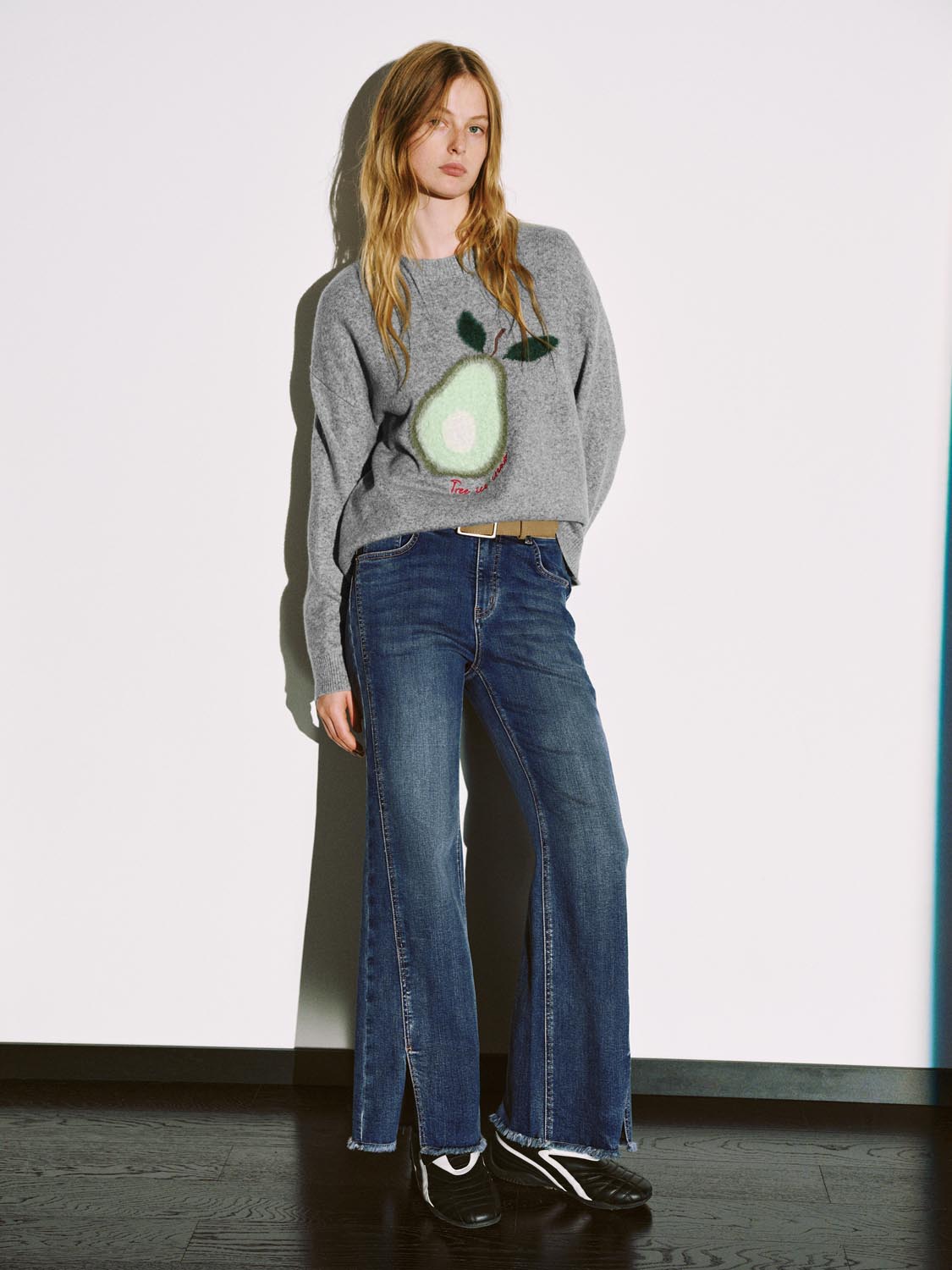 Slit Raw Hem Flare Leg Jeans